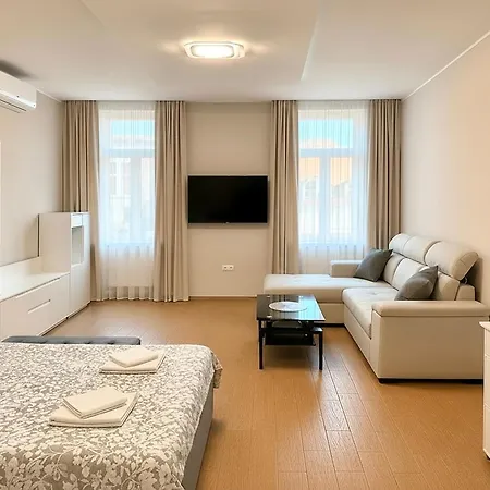 Apartament Holdlux Keyless 0-24 *